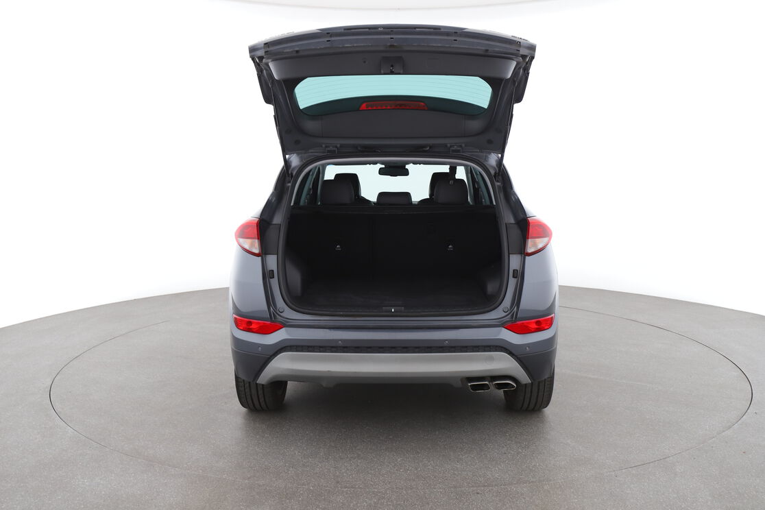 Hyundai Tucson 2.0 CRDi 4WD Advantage - immagine 5