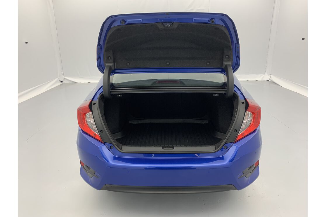 Honda Civic 1.5 i-VTEC Esecutivo - immagine 5