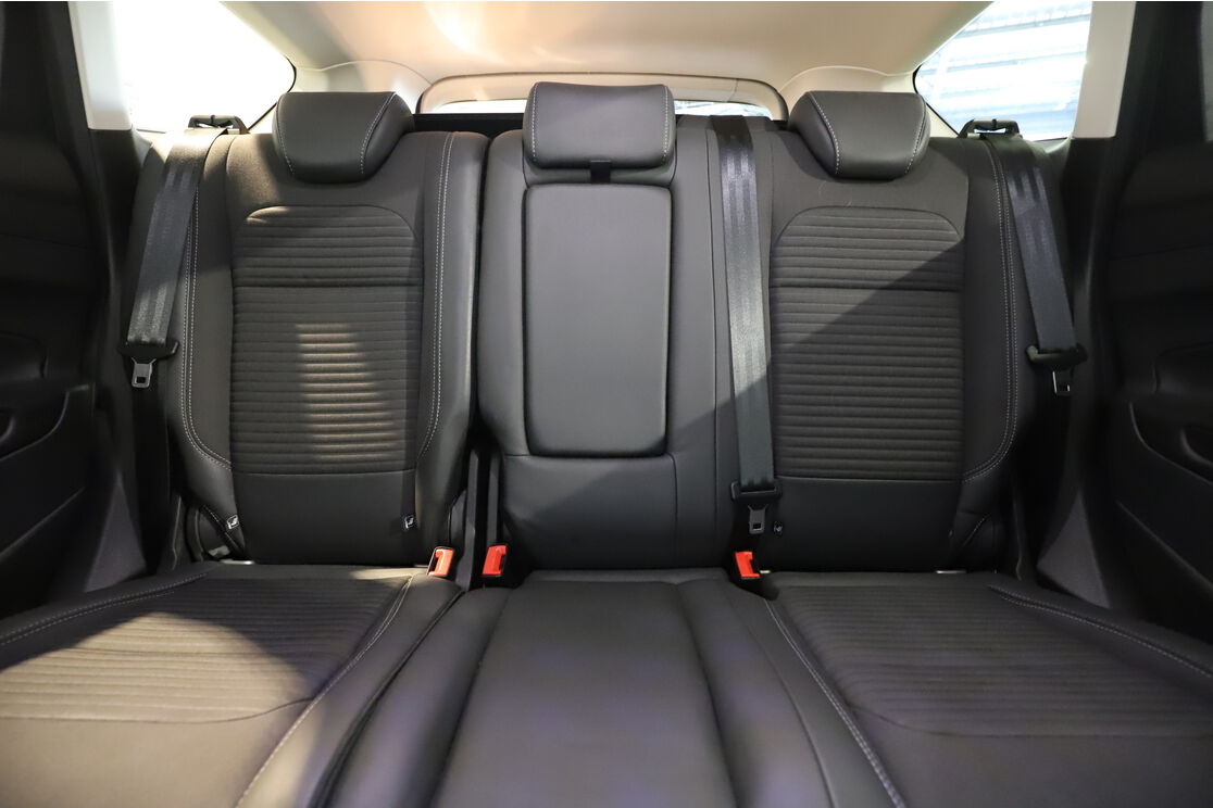 Ford Kuga 2.0 TDCi Titanium 4x2 - immagine 6