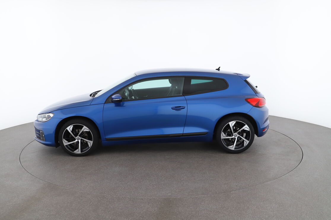 Volkswagen Scirocco 2.0 TDI BlueMotion Tech DSG6 - immagine 3