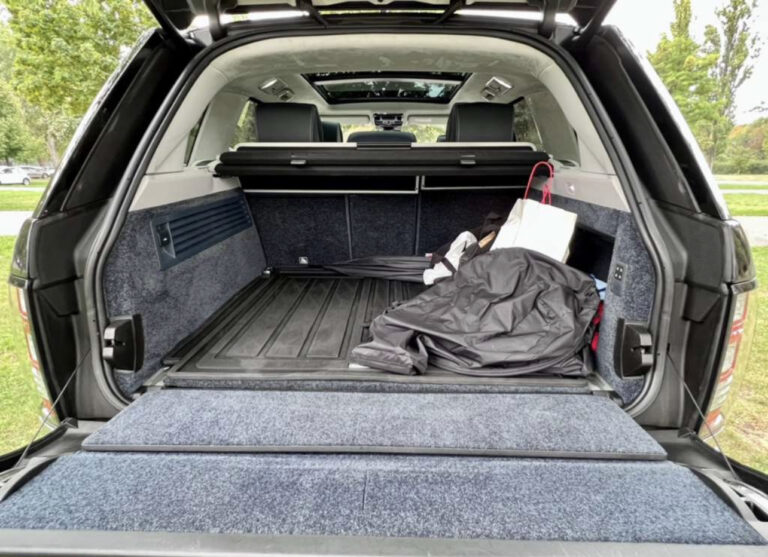 LAND ROVER RANGE ROVER 4,4SD SUV - immagine 7